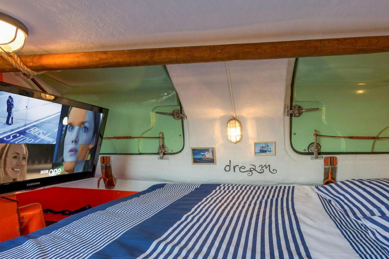 Polarstern - Unique Boatstay! Monnickendam Εξωτερικό φωτογραφία
